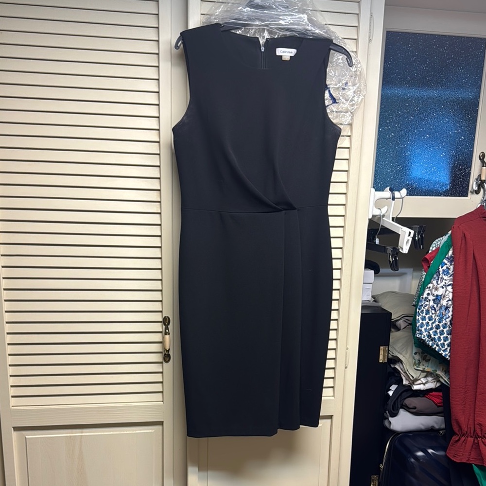 Calvin Klein Black Sleeveless Sheath Midi Dress